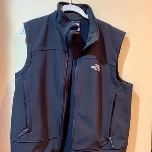 Men’s North Face Apex Vest